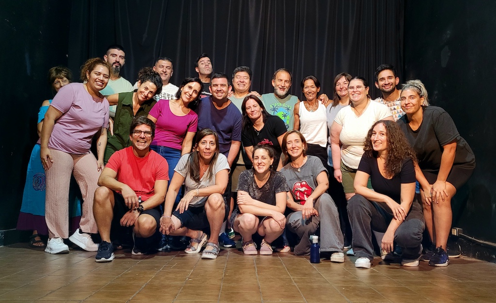 [Show de Improvisación en vivo]