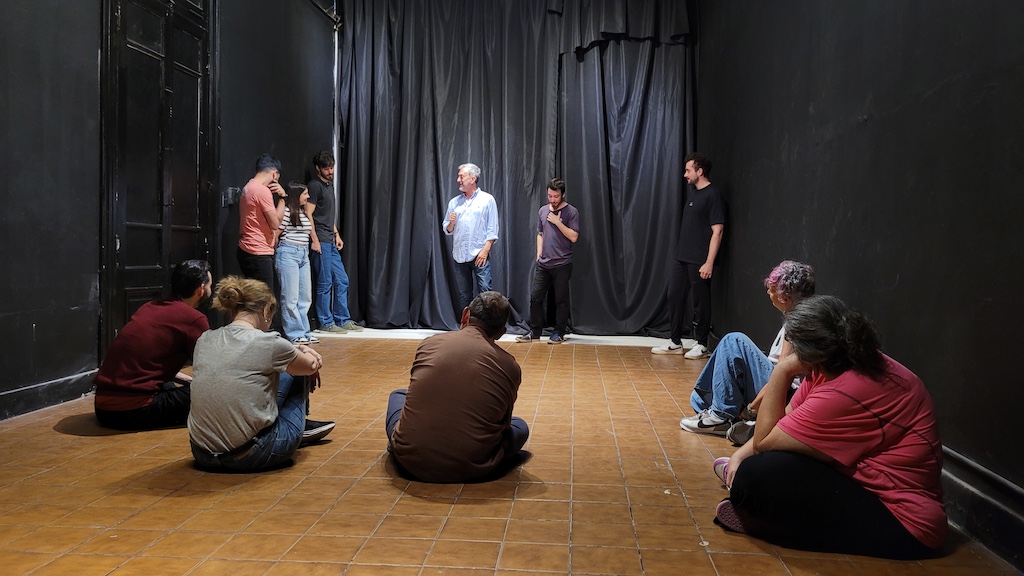 [Foto de la escuela de impro]